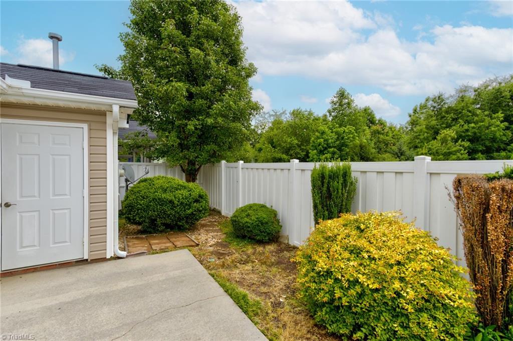 7064 Sweetgum Court