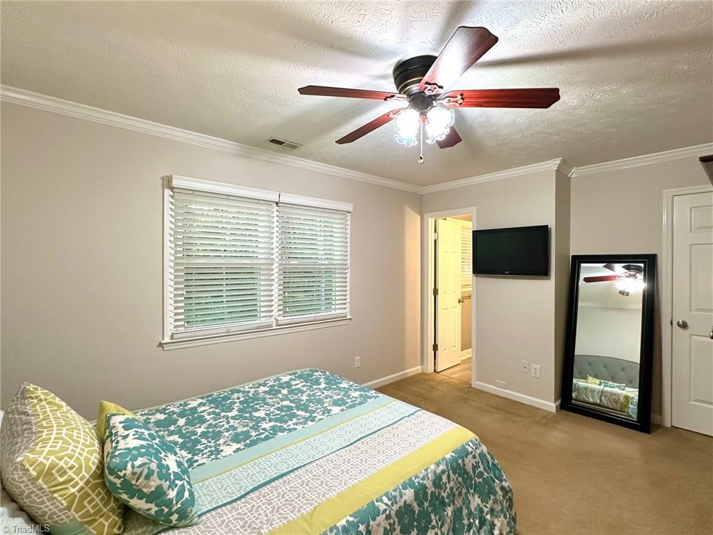 1037 Alabnon Road