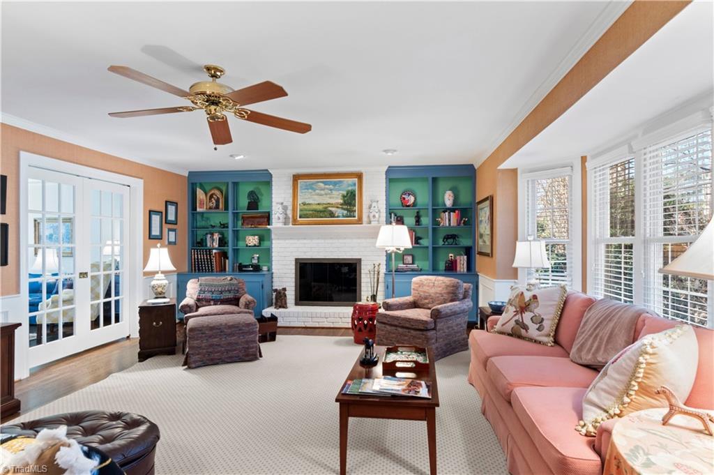 1208 Cliffspring Court