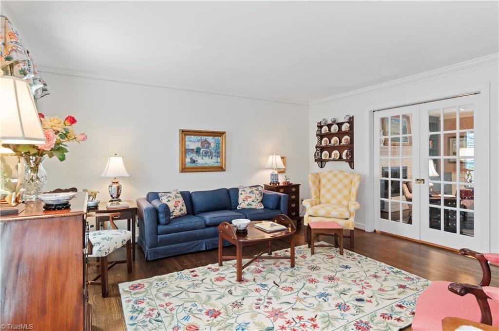1208 Cliffspring Court