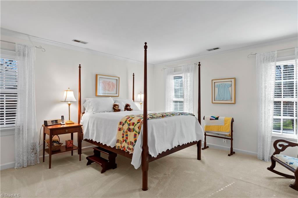 1208 Cliffspring Court