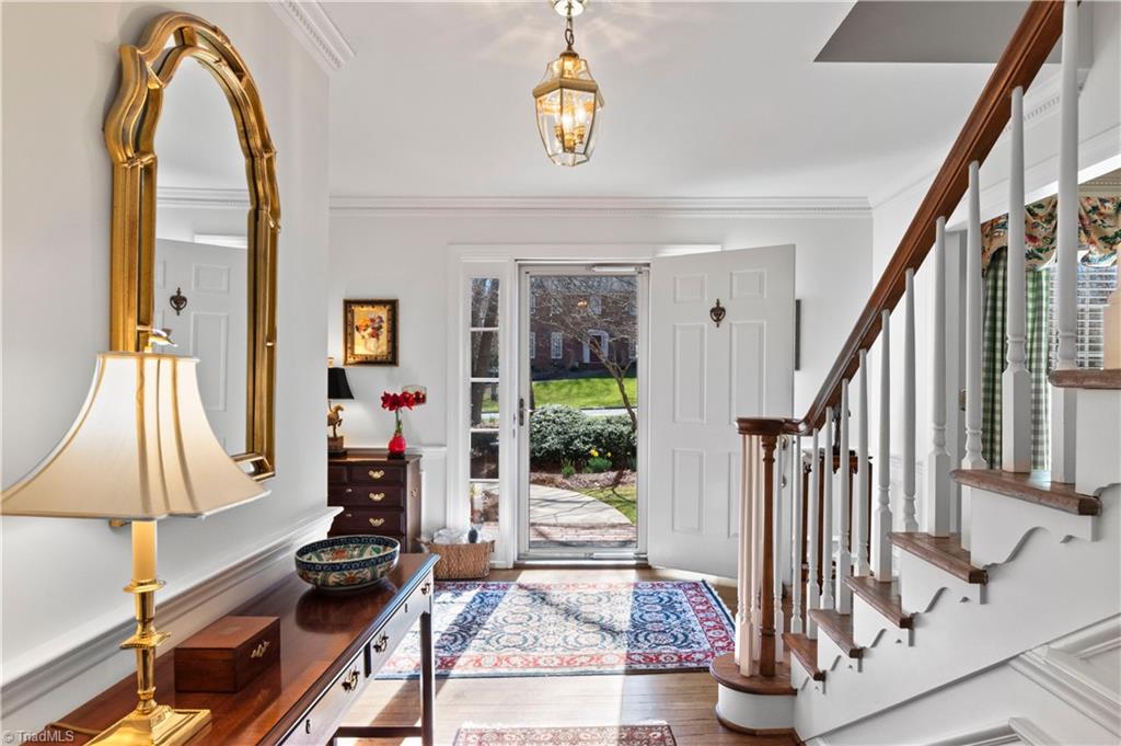 1208 Cliffspring Court