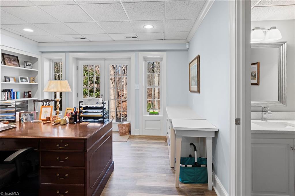 1208 Cliffspring Court