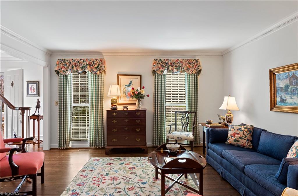 1208 Cliffspring Court