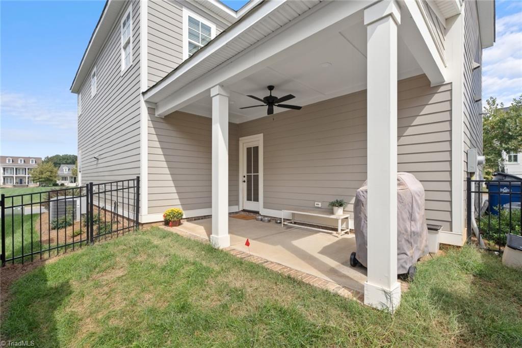 1547 Autumn Park Circle, Winston-Salem