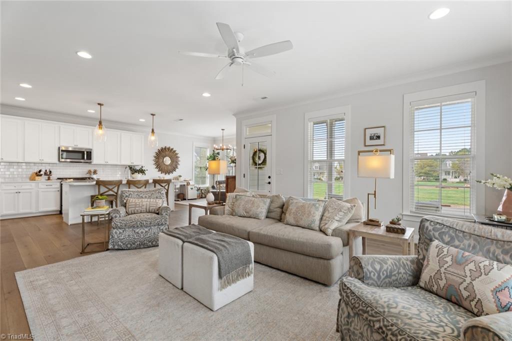 1547 Autumn Park Circle, Winston-Salem