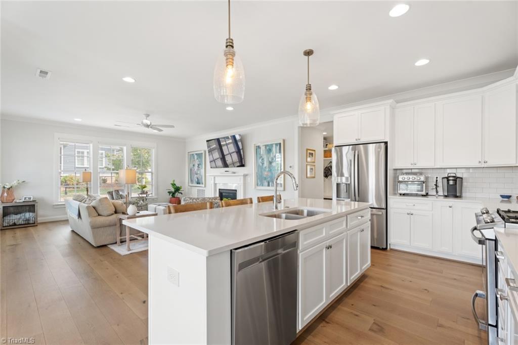 1547 Autumn Park Circle, Winston-Salem