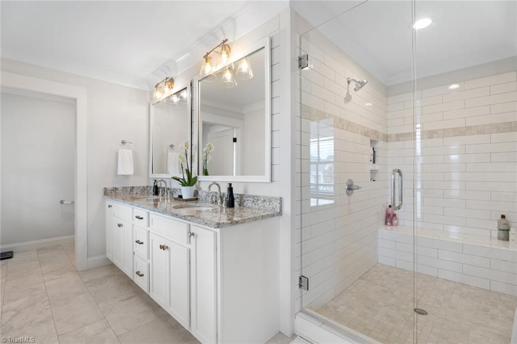 1547 Autumn Park Circle, Winston-Salem
