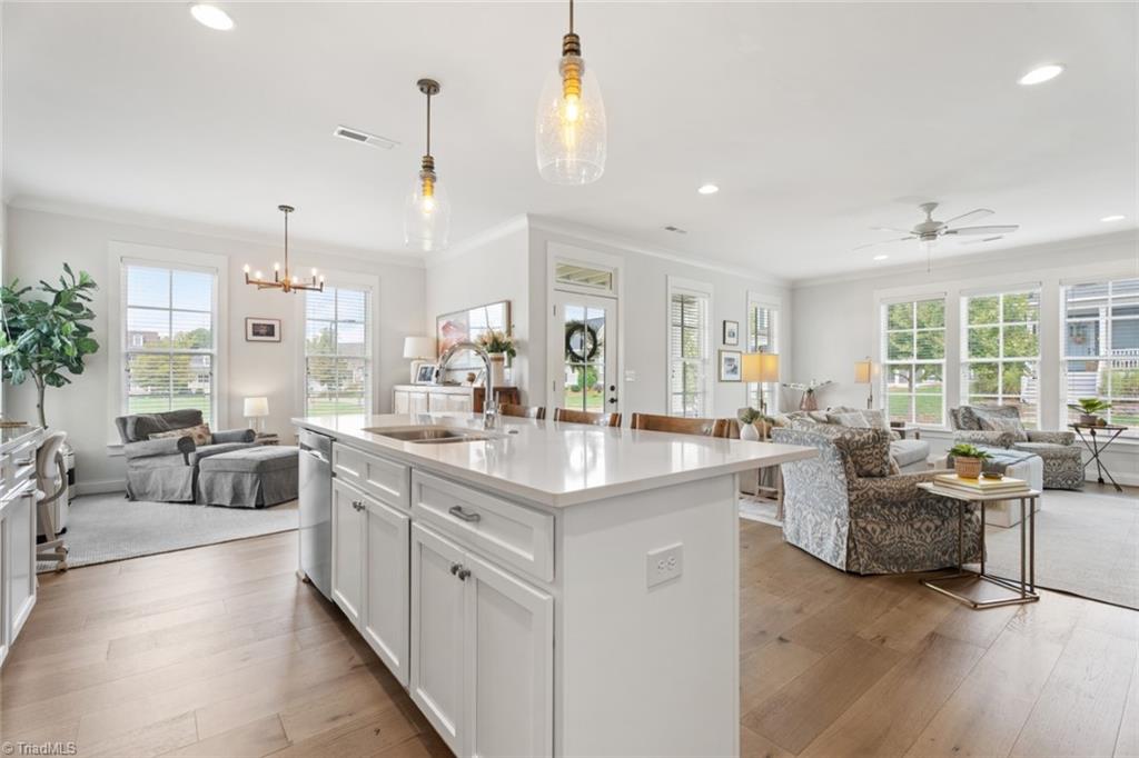 1547 Autumn Park Circle, Winston-Salem