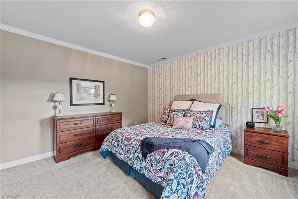 4965 Shady Maple Lane, Winston-Salem