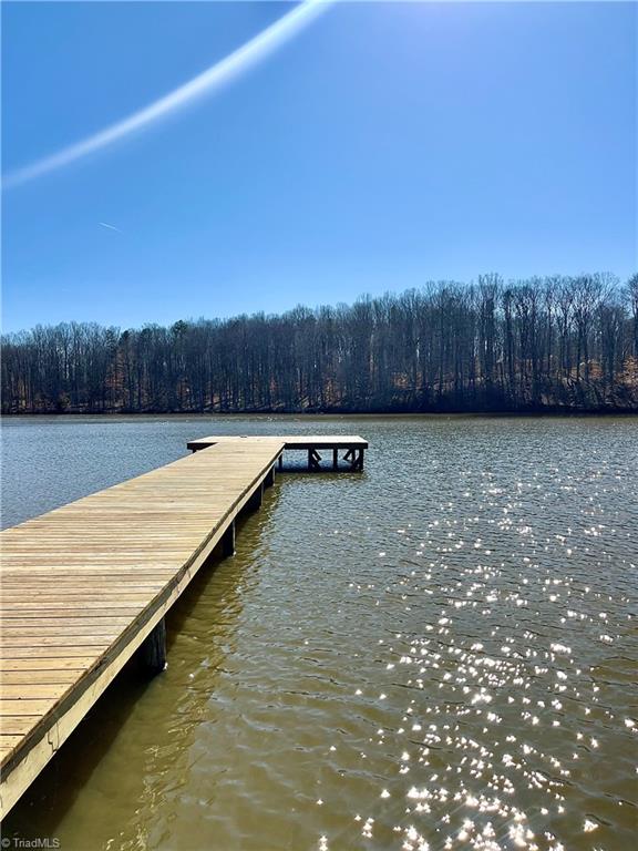 2642 Clear Lake Court, Winston-Salem