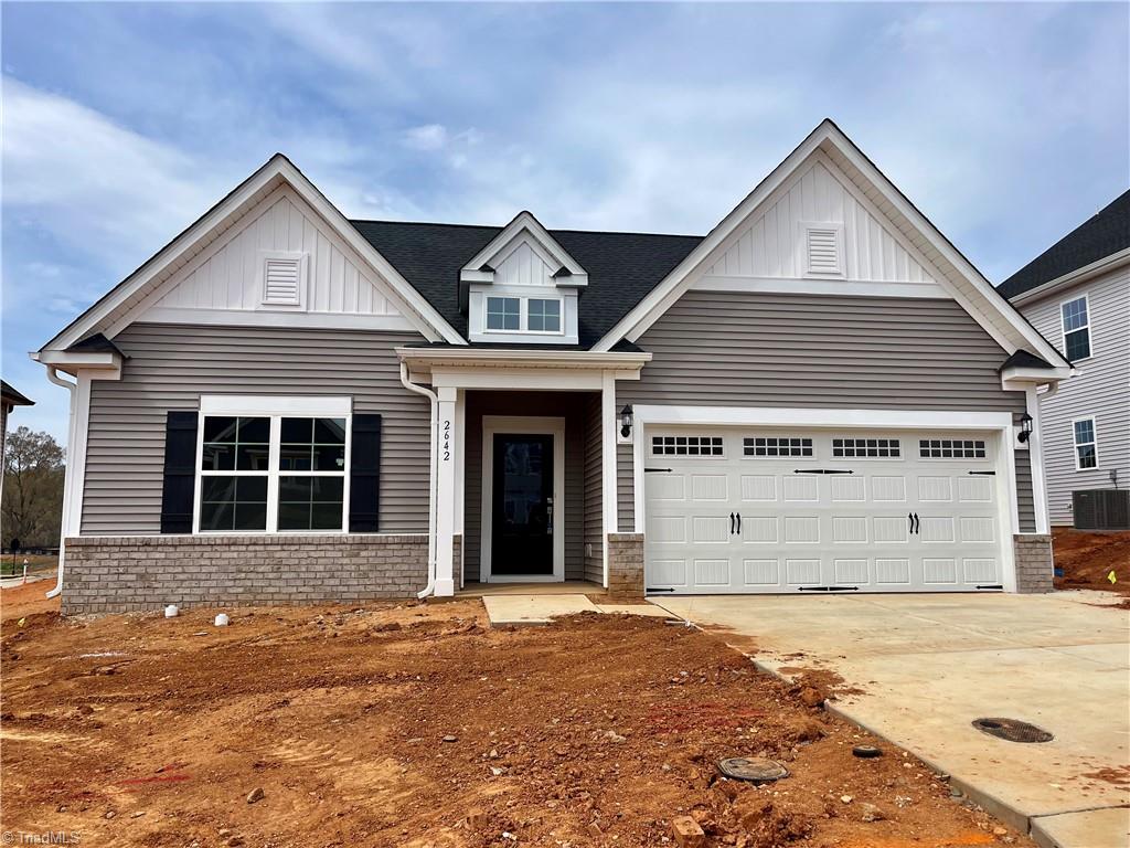 2642 Clear Lake Court, Winston-Salem
