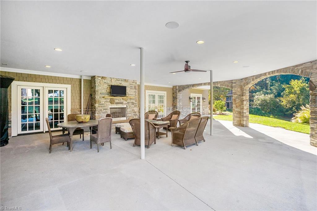 2649 Club Park Road, Winston-Salem