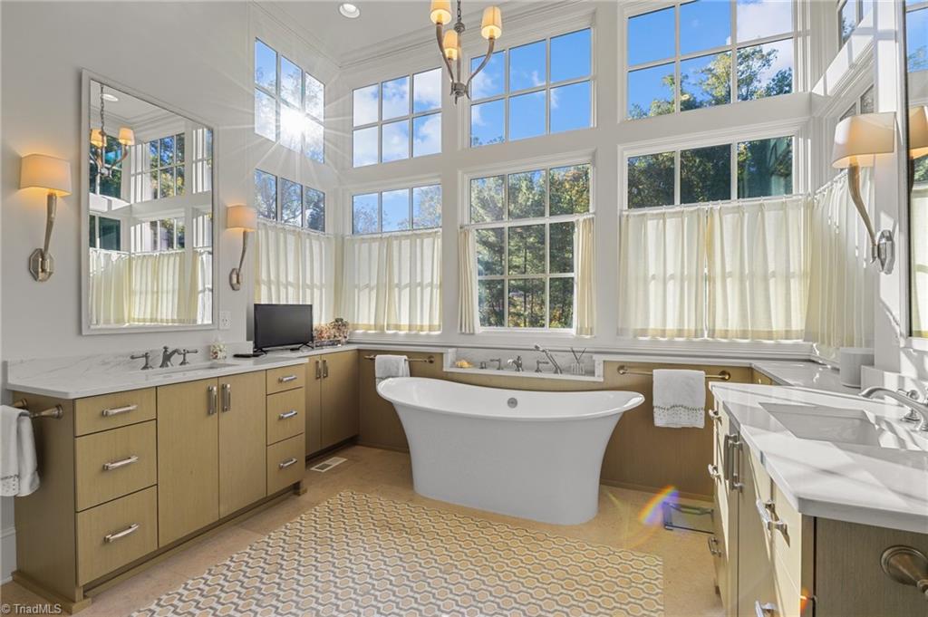 2649 Club Park Road, Winston-Salem