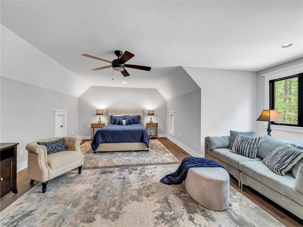 1579 Sunset Pointe Drive