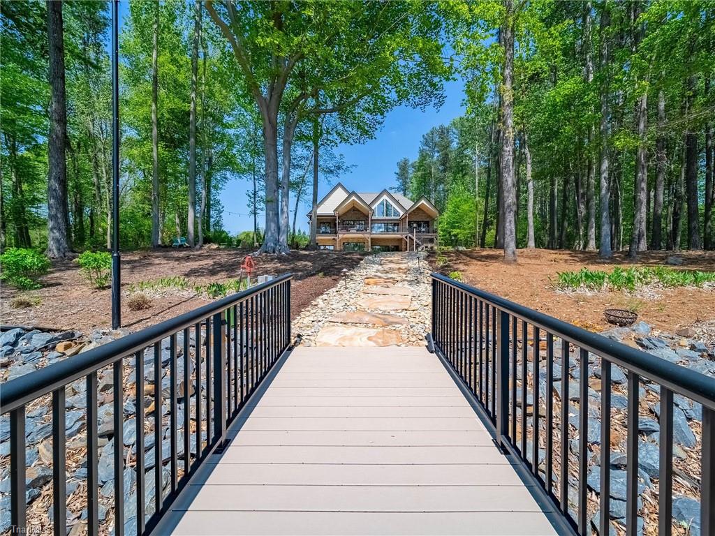 1579 Sunset Pointe Drive