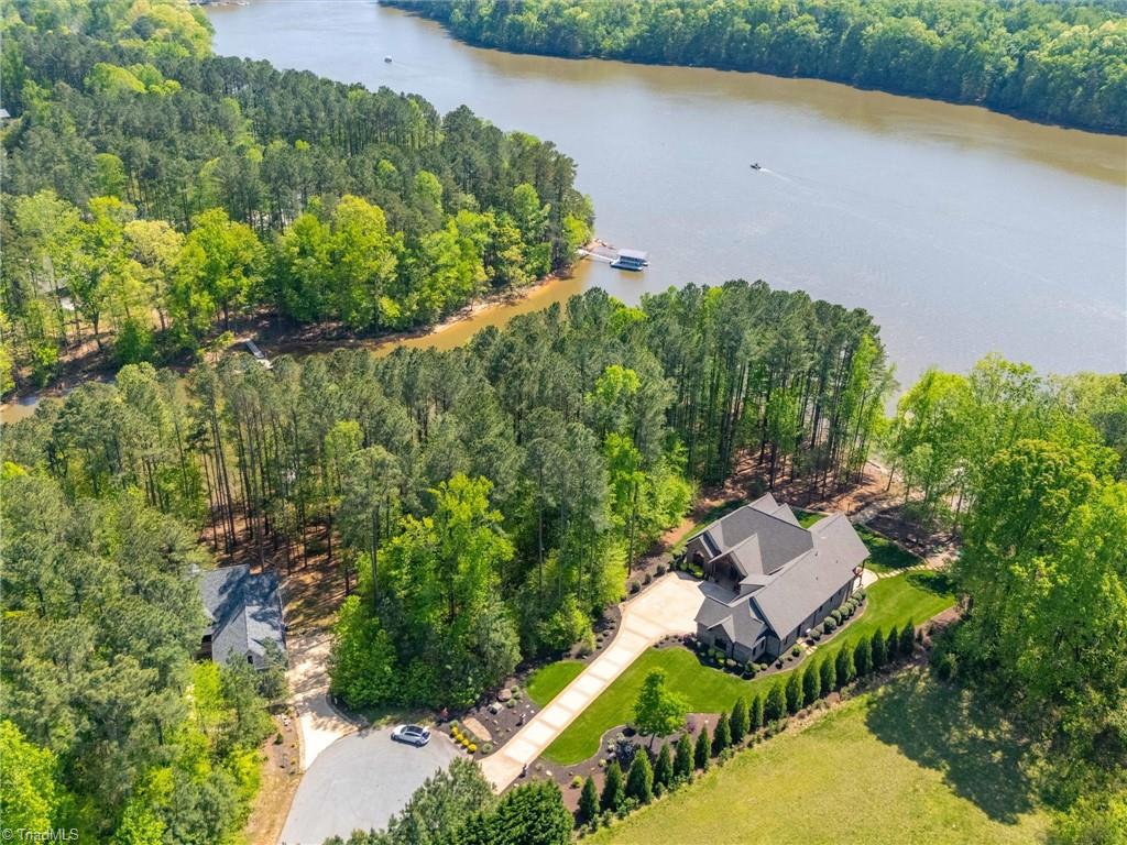 1579 Sunset Pointe Drive
