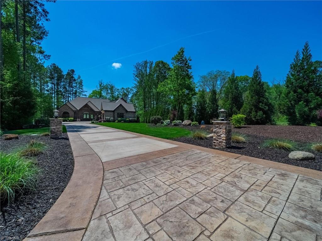 1579 Sunset Pointe Drive