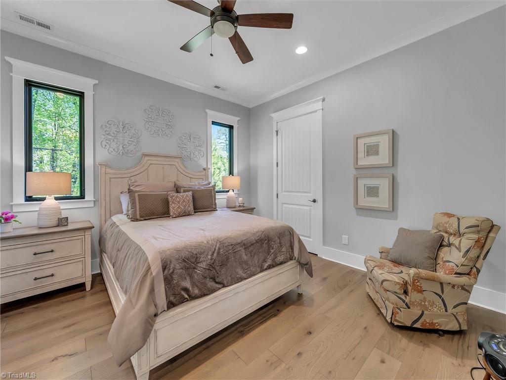 1579 Sunset Pointe Drive