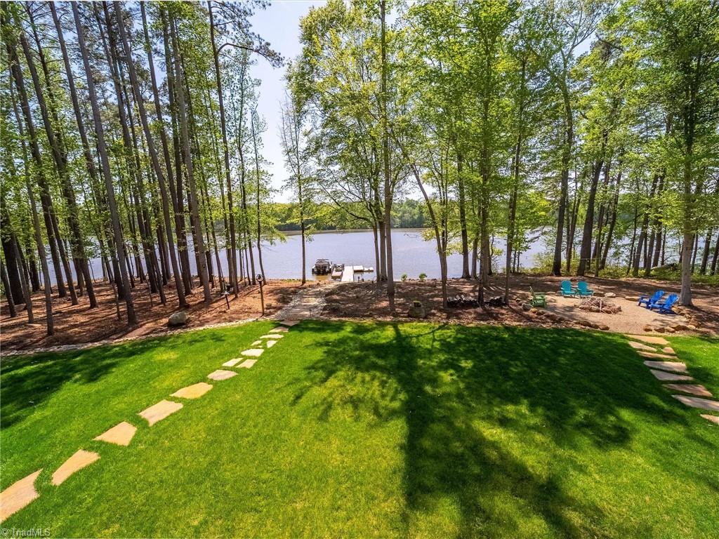 1579 Sunset Pointe Drive
