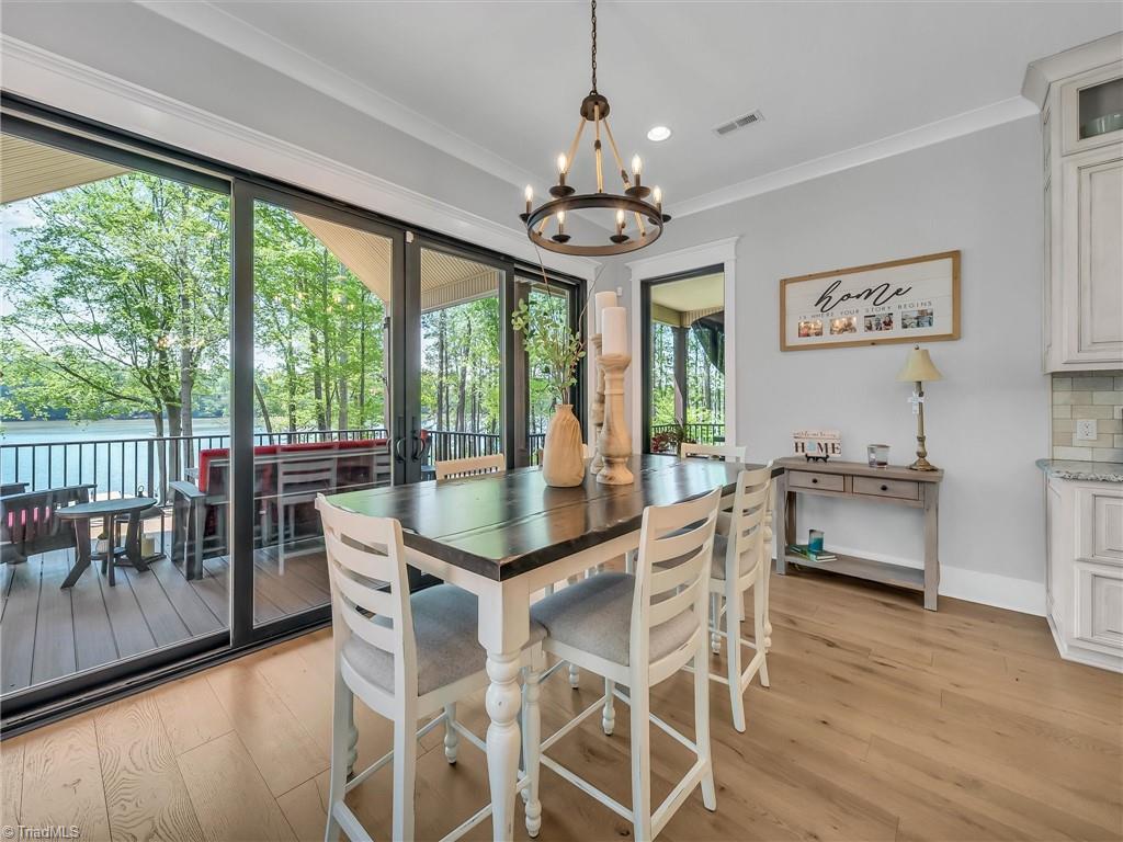 1579 Sunset Pointe Drive