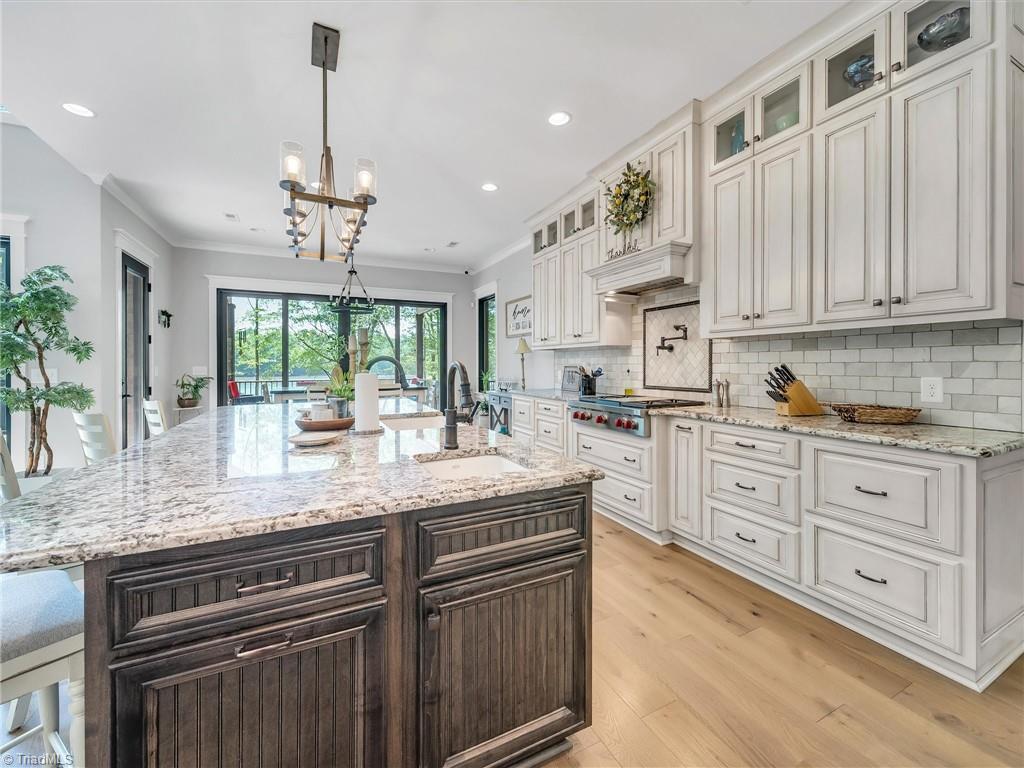 1579 Sunset Pointe Drive