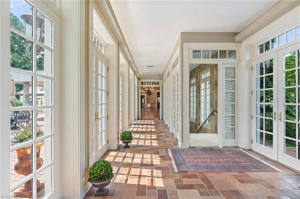 1067 E Kent Road, Winston-Salem