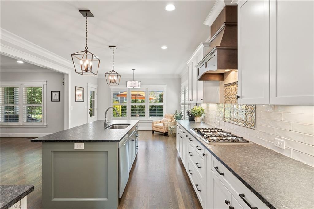 5828 Zinfandel Street, Winston-Salem