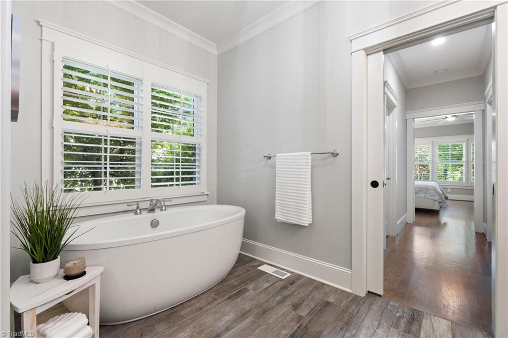 5828 Zinfandel Street, Winston-Salem