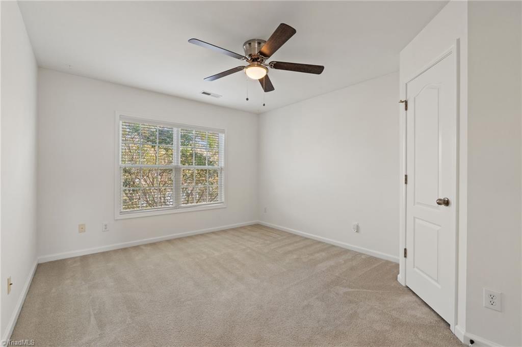 3527 Glenfield Lane