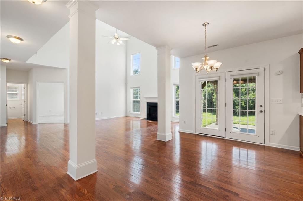 3527 Glenfield Lane