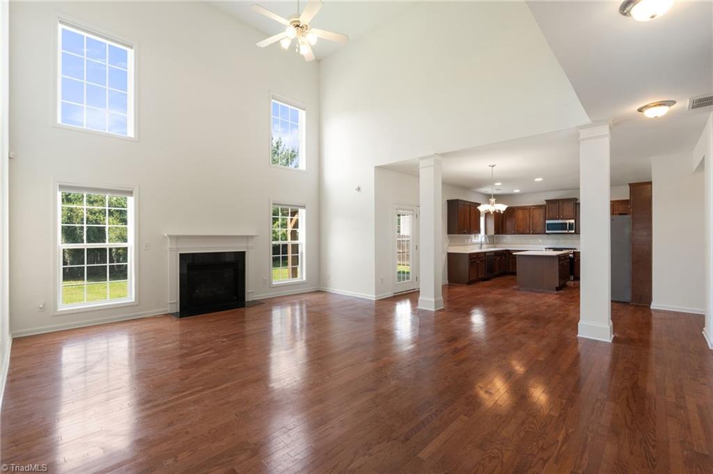 3527 Glenfield Lane