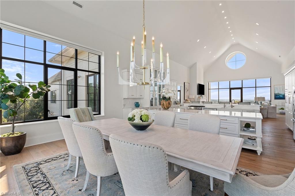 1475 Fawn Drive