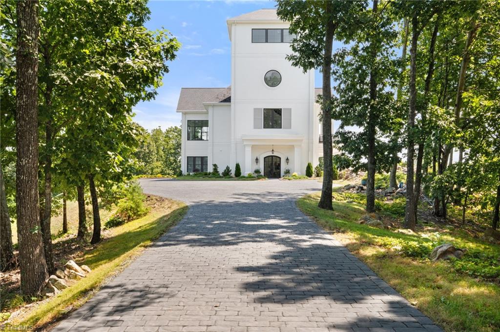 1475 Fawn Drive