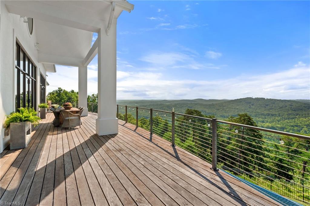 1475 Fawn Drive