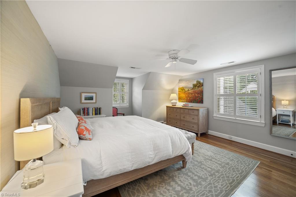 2520 Robinhood Road, Winston-Salem