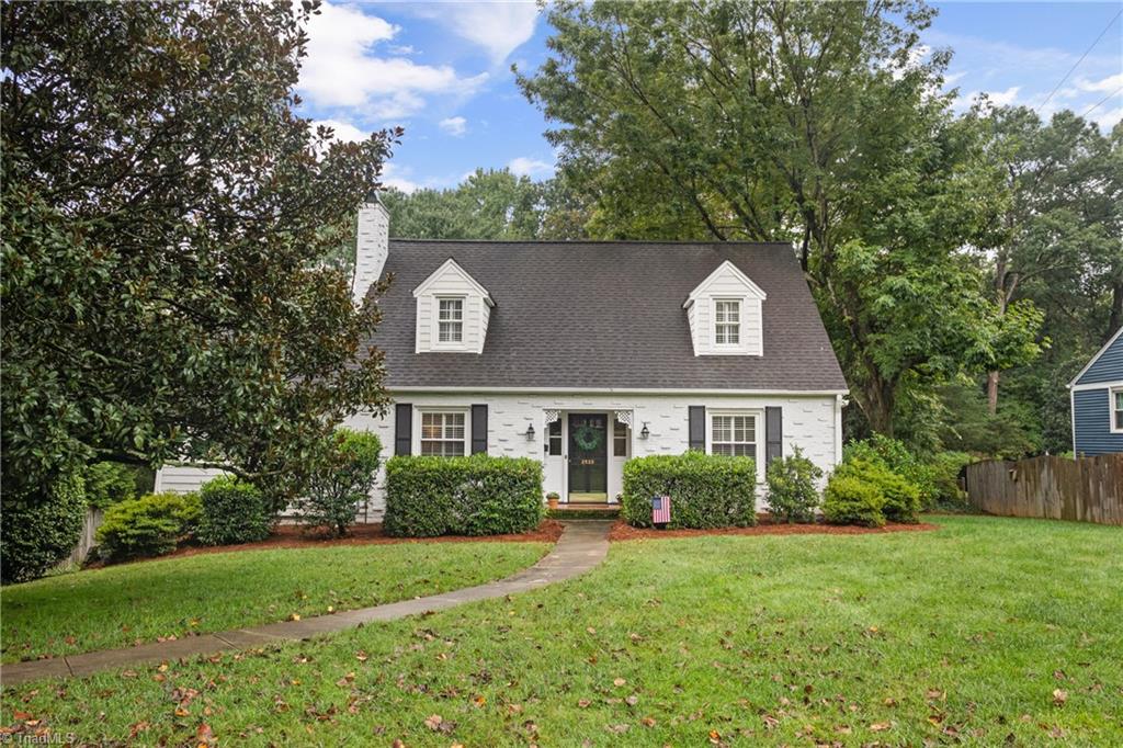 2520 Robinhood Road, Winston-Salem