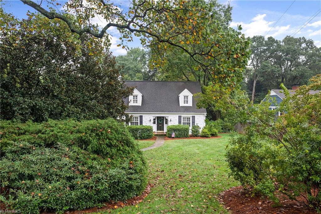 2520 Robinhood Road, Winston-Salem