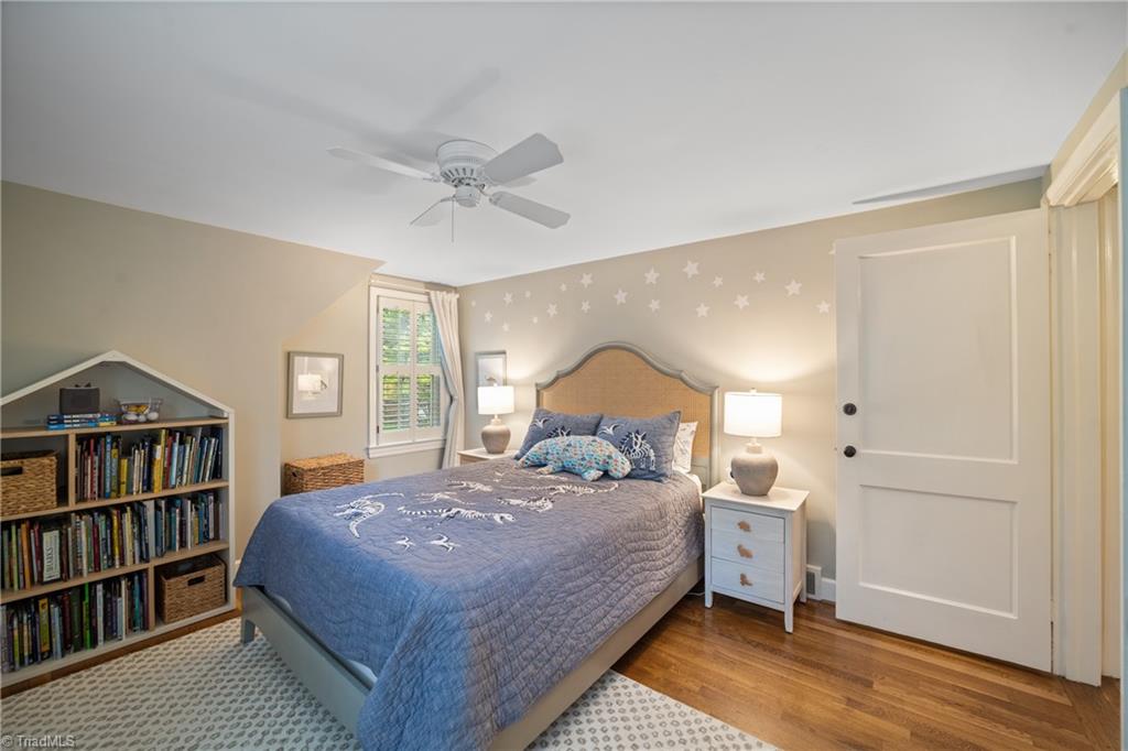 2520 Robinhood Road, Winston-Salem