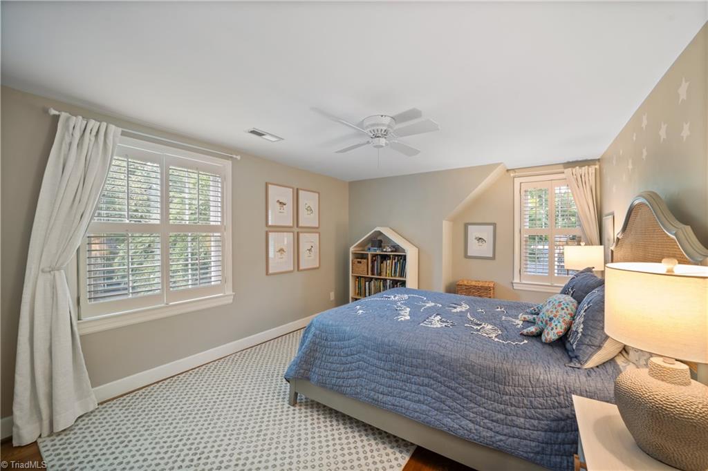 2520 Robinhood Road, Winston-Salem