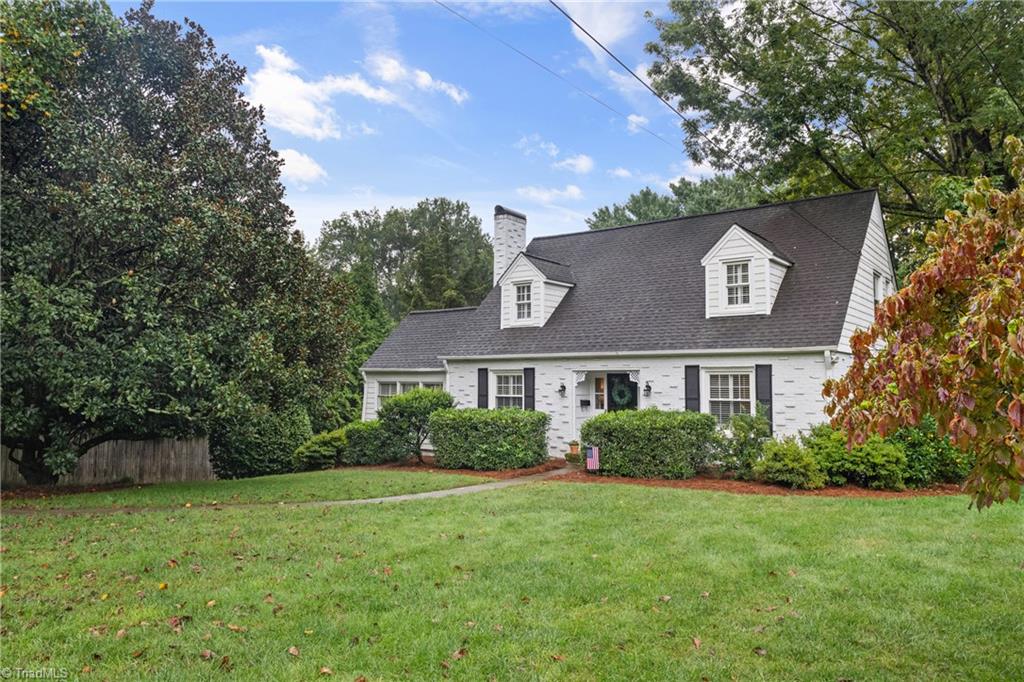 2520 Robinhood Road, Winston-Salem