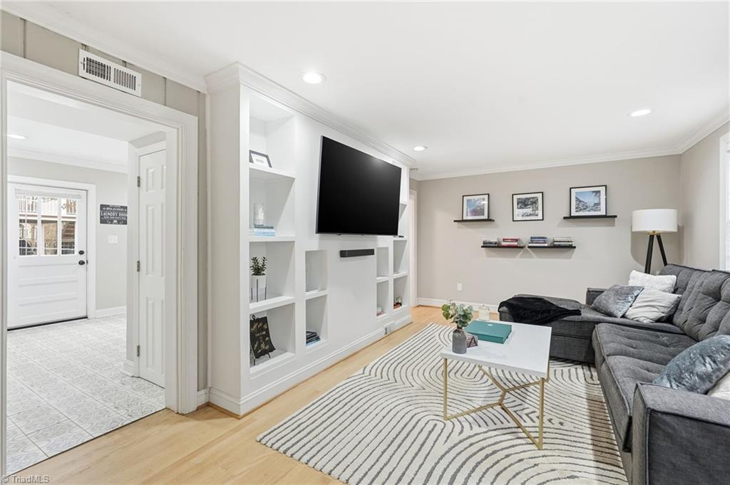 431 Lynn Avenue, Winston-Salem