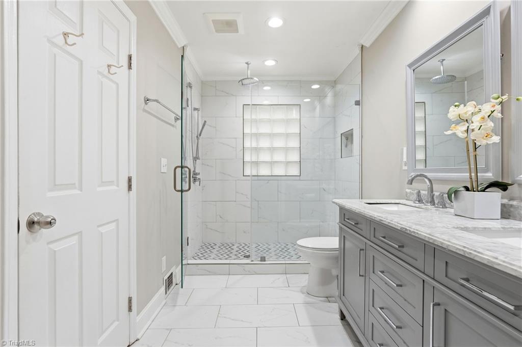 431 Lynn Avenue, Winston-Salem