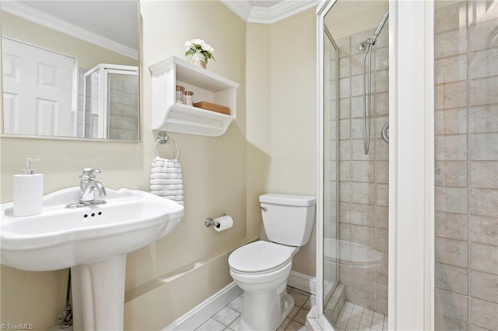 431 Lynn Avenue, Winston-Salem