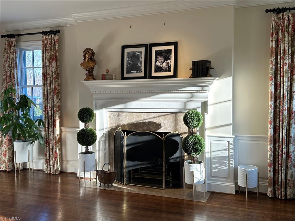 363 Hawthorne Road