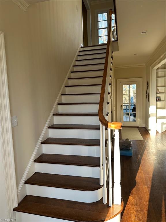 363 Hawthorne Road