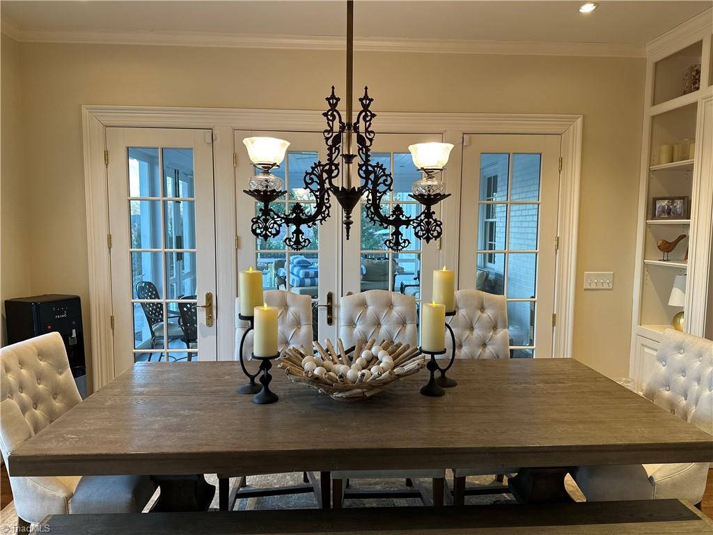 363 Hawthorne Road
