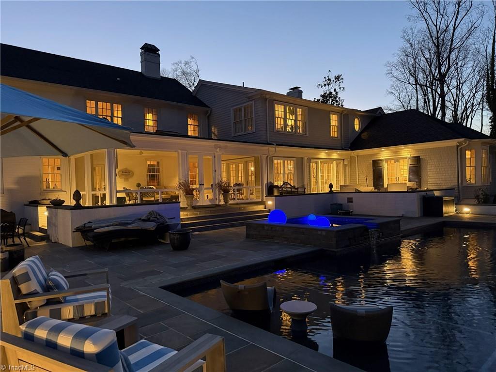 363 Hawthorne Road