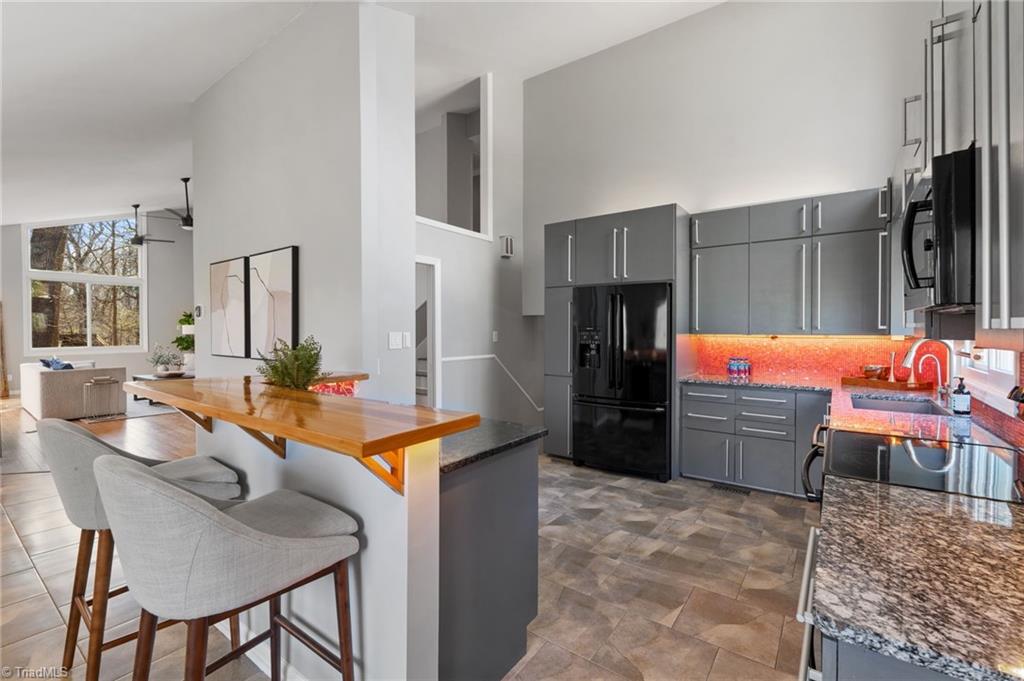 5313 Montevista Drive