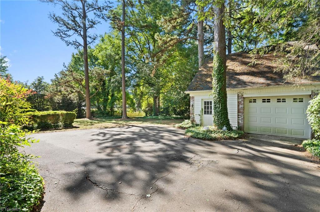 2928 Windsor Road, Winston-Salem